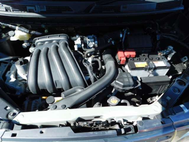 熊本の中古車・パーツ販売「GAREGE Limited(ガレージリミテッド)」、日産 キューブの13枚目の写真です。